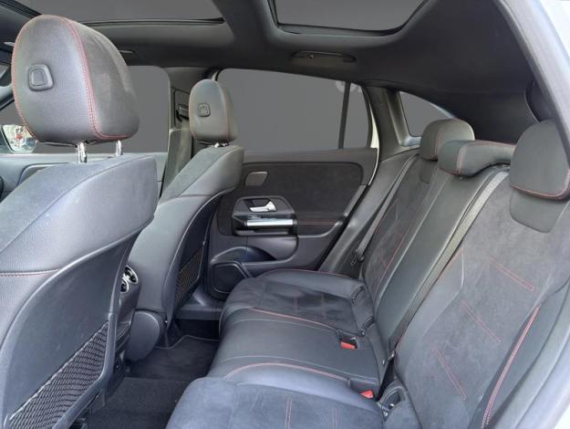 MERCEDES-BENZ GLA 250 e AMG Pack Night Toit Pano  