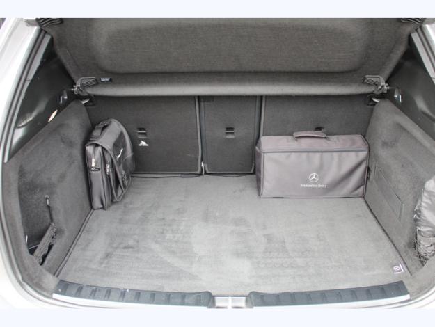 MERCEDES-BENZ GLA 250 e AMG Line AMG Line 