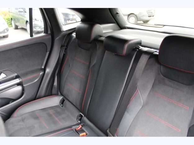 MERCEDES-BENZ GLA 250 e AMG Line AMG Line 