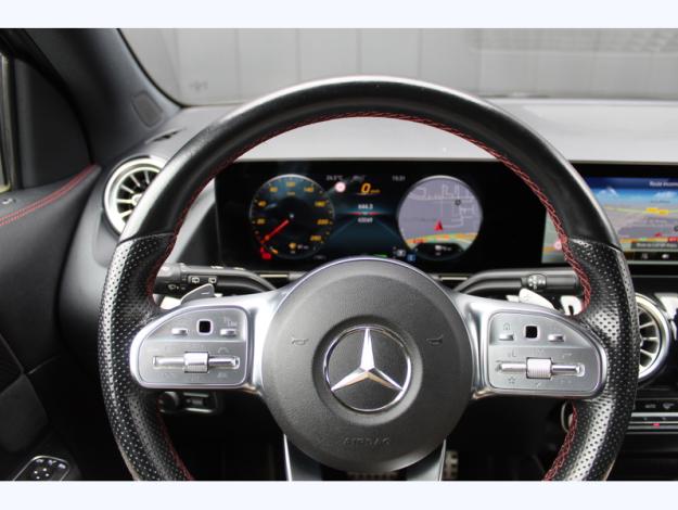 MERCEDES-BENZ GLA 250 e AMG Line AMG Line 