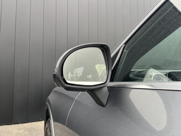MERCEDES-BENZ GLC SUV GLC 300 e  Hybrid EQ 4MATIC AMG Line  GLC 300 e  Hybrid EQ 4MATIC AMG Line