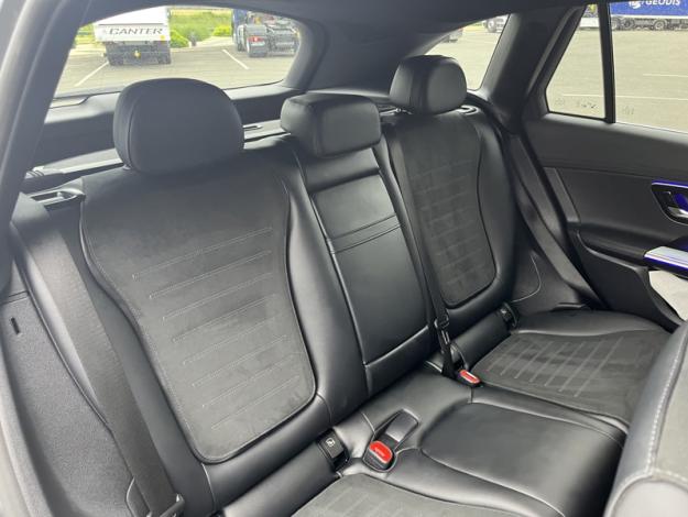 MERCEDES-BENZ GLC SUV GLC 300 e  Hybrid EQ 4MATIC AMG Line  GLC 300 e  Hybrid EQ 4MATIC AMG Line