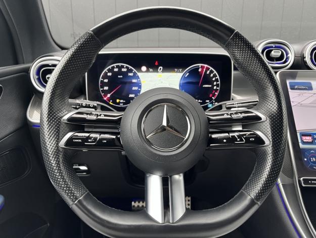 MERCEDES-BENZ GLC SUV GLC 300 e  Hybrid EQ 4MATIC AMG Line  GLC 300 e  Hybrid EQ 4MATIC AMG Line