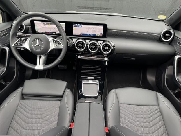 MERCEDES-BENZ Classe A 180 d Progressive Line  