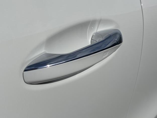 MERCEDES-BENZ EQA 250+  EQA 250+ Edition