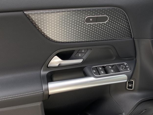 MERCEDES-BENZ EQA 250+  EQA 250+ Edition