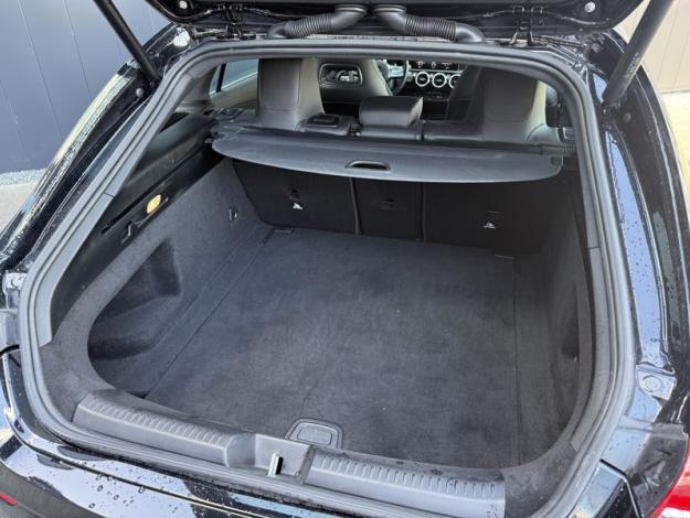 MERCEDES-BENZ CLA Shooting Brake CLA 200 Shooting Brake AMG Line  