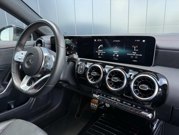 MERCEDES-BENZ CLA Shooting Brake CLA 200 Shooting Brake AMG Line  