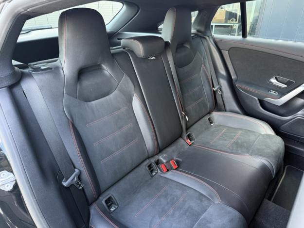 MERCEDES-BENZ CLA Shooting Brake CLA 200 Shooting Brake AMG Line  