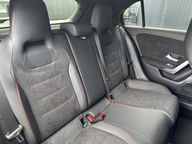MERCEDES-BENZ Classe A 200 d AMG Line  Classe A 200 d AMG Line