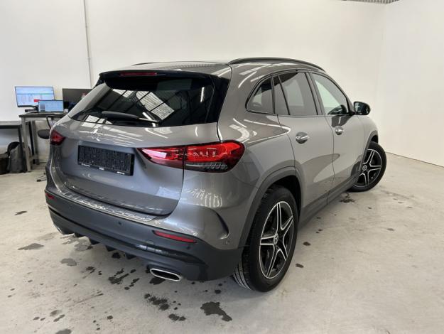 MERCEDES-BENZ GLA 200 d AMG Line 