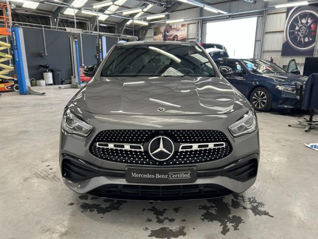 MERCEDES-BENZ GLA 200 d AMG Line 