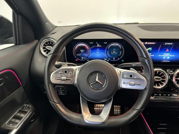 MERCEDES-BENZ GLA 200 d AMG Line 