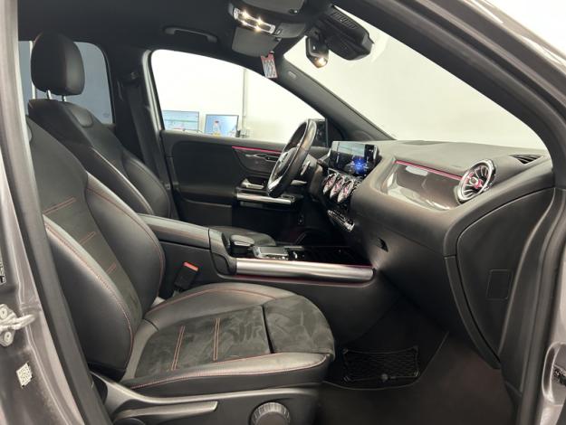 MERCEDES-BENZ GLA 200 d AMG Line 