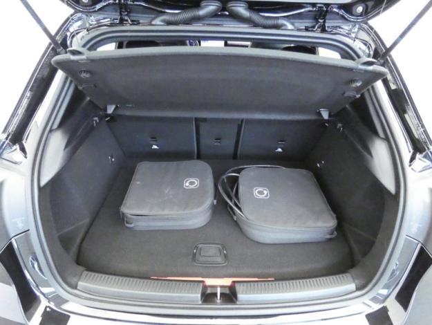 MERCEDES-BENZ Classe A 250 e AMG Line  