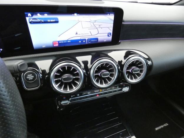 MERCEDES-BENZ Classe A 250 e AMG Line  