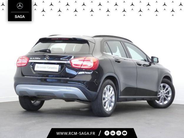 MERCEDES-BENZ GLA 200 d 4MATIC Intuition  GLA 200 d Intuition