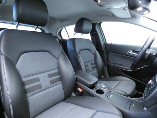 MERCEDES-BENZ GLA 200 d 4MATIC Intuition  GLA 200 d Intuition