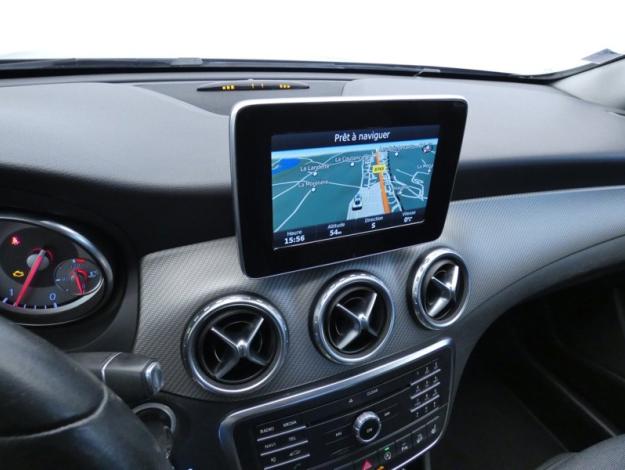 MERCEDES-BENZ GLA 200 d 4MATIC Intuition  GLA 200 d Intuition