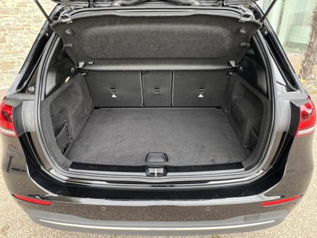 MERCEDES-BENZ Classe B 180 d Style Line Edition  Classe B 180 d Style Line Edition
