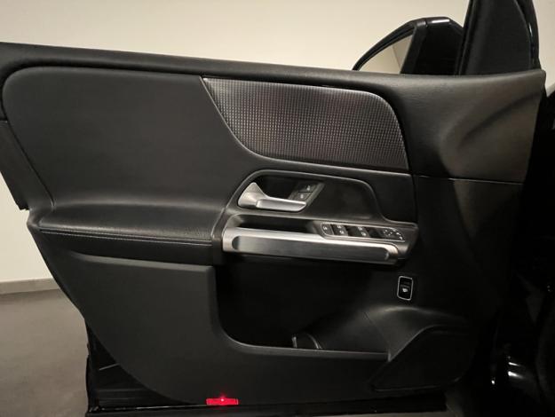 MERCEDES-BENZ GLB 200 d Business Line  