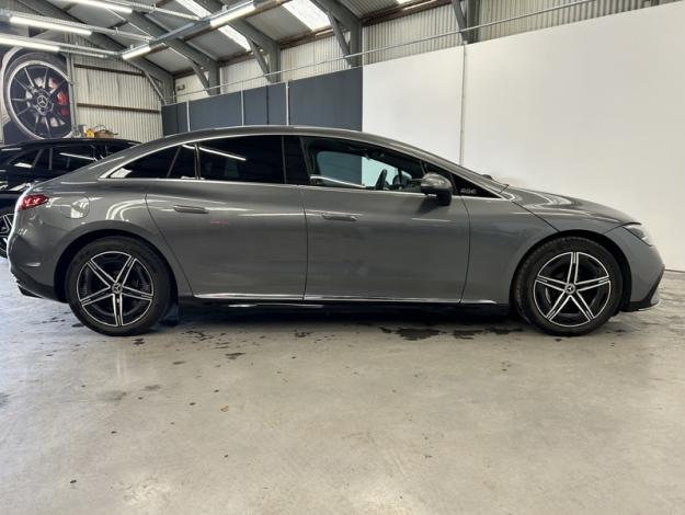 MERCEDES-BENZ EQE 350 AMG Line  