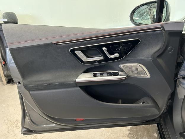 MERCEDES-BENZ EQE 350 AMG Line  