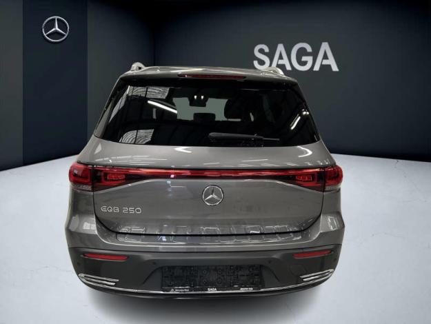 MERCEDES-BENZ EQB 250  