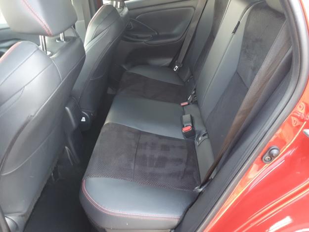 TOYOTA Yaris 116H GR SPORT  