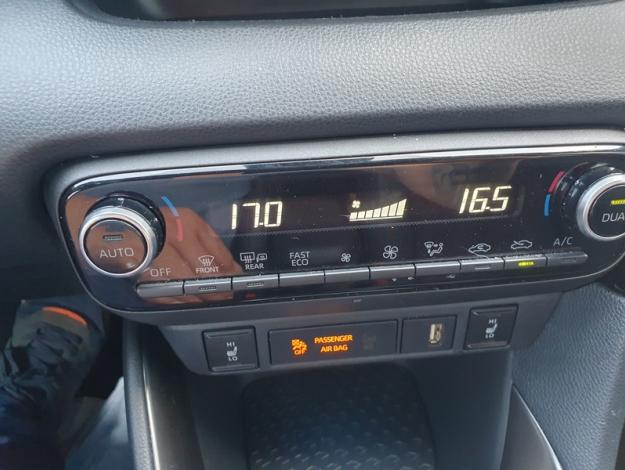 TOYOTA Yaris 116H GR SPORT  