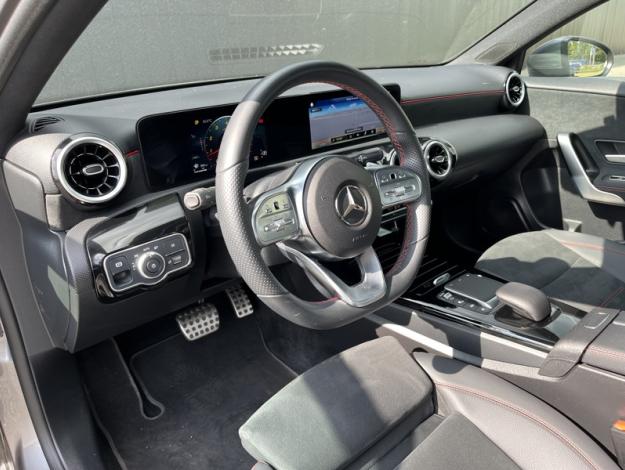 MERCEDES-BENZ Classe A 180 Berline AMG Line  Classe A 180 AMG Line