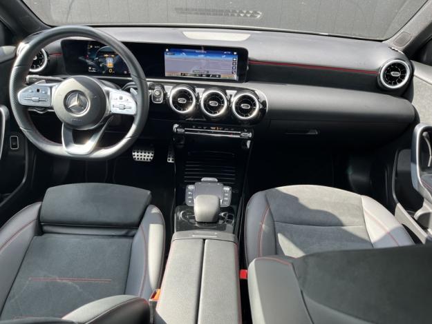 MERCEDES-BENZ Classe A 180 Berline AMG Line  Classe A 180 AMG Line
