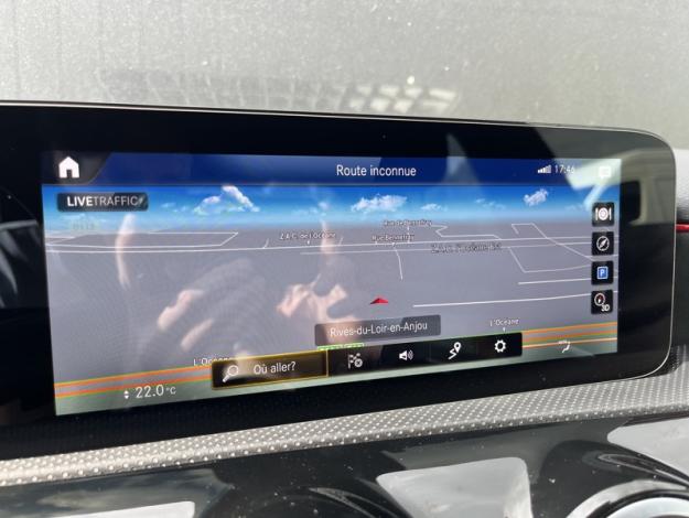 MERCEDES-BENZ Classe A 180 Berline AMG Line  Classe A 180 AMG Line