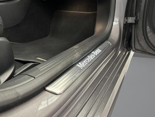 MERCEDES-BENZ A-Klasse A 180 AMG Line