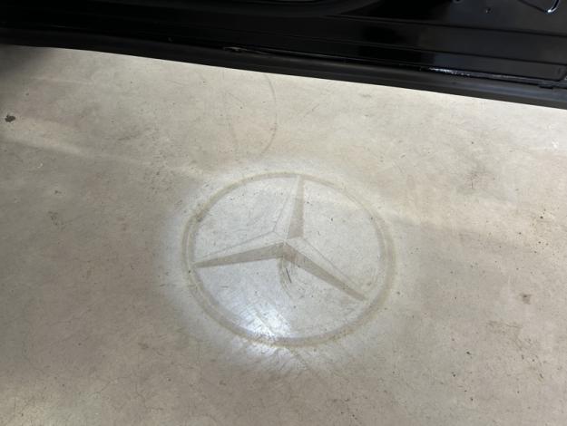 MERCEDES-BENZ EQA 250 AMG Line  