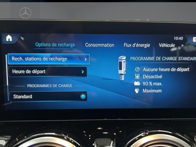 MERCEDES-BENZ EQA 250 AMG Line  