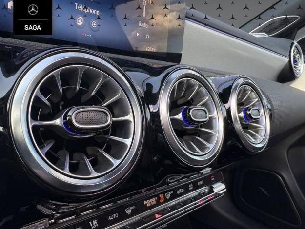 MERCEDES-BENZ Classe A 200 d AMG Line  