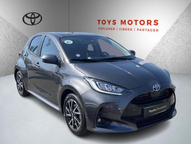 TOYOTA Yaris 116h Design  
