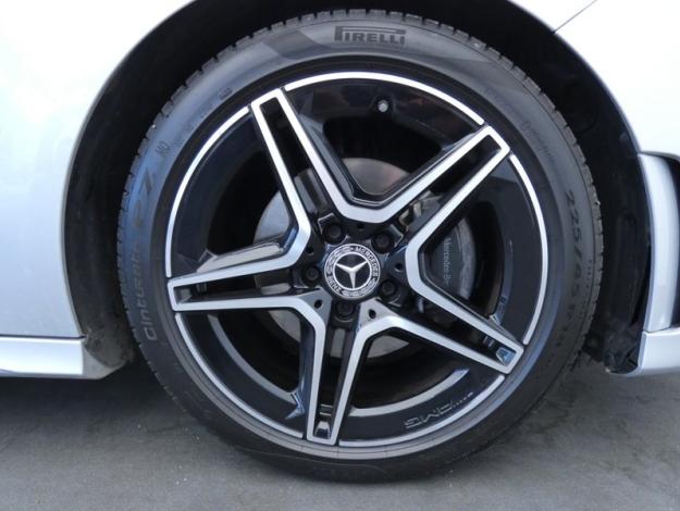 MERCEDES-BENZ Classe A 200 d AMG Line  