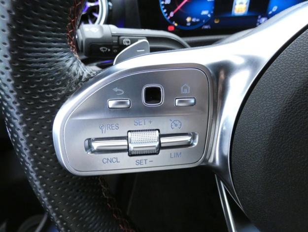 MERCEDES-BENZ Classe A 200 d AMG Line  