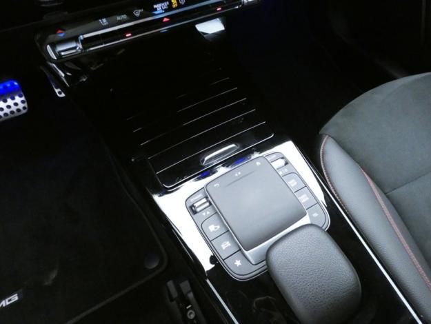 MERCEDES-BENZ Classe A 200 d AMG Line  