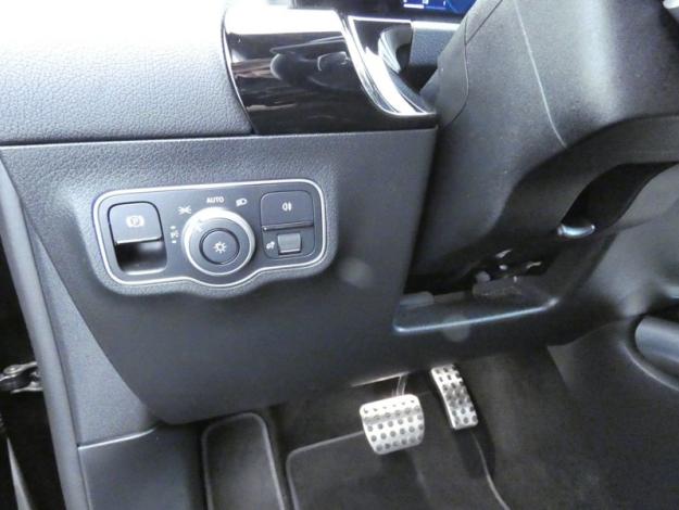 MERCEDES-BENZ GLA 200 d AMG Line  
