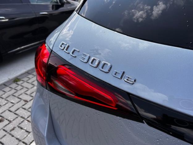 MERCEDES-BENZ GLC 300 de SUV - Star Edition - SAGA Huy (+32 85 23 69 00) 