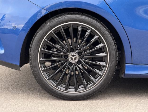 MERCEDES-BENZ Classe A 200 d AMG Line  