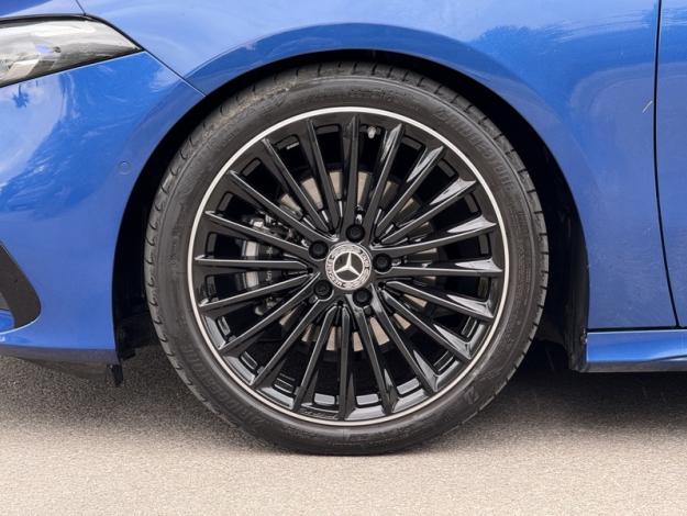 MERCEDES-BENZ Classe A 200 d AMG Line  