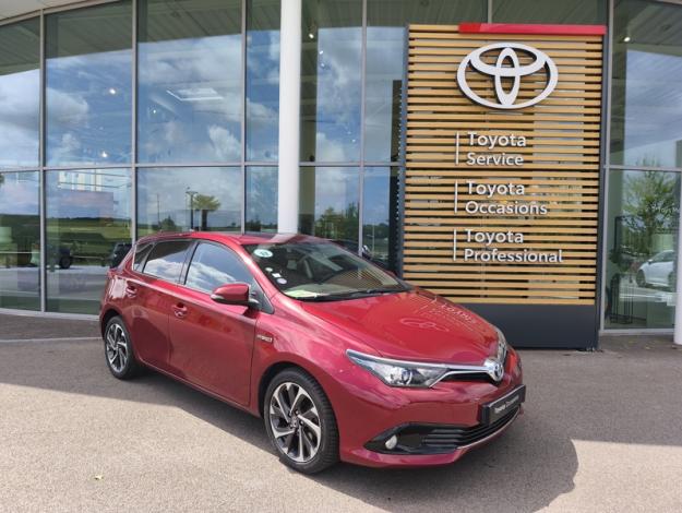 TOYOTA Auris Hybrid Design Edition  