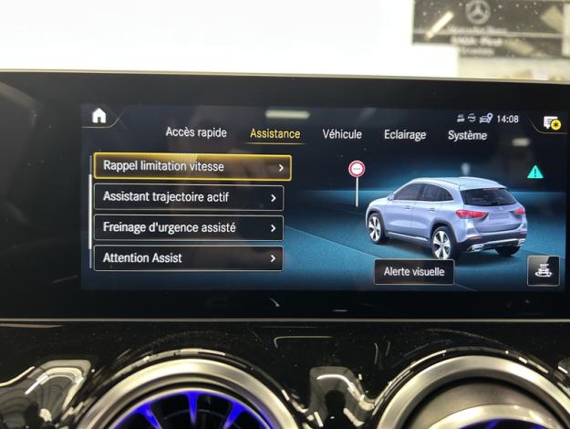 MERCEDES-BENZ GLA 200 200 AMG Line 