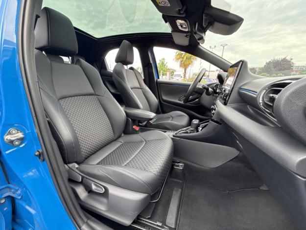 TOYOTA Yaris Hybride 130h Première  