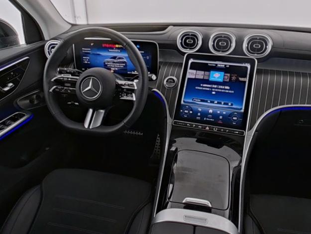 MERCEDES-BENZ GLC 300 e 4M AMG Pack Night Pano Burmester  