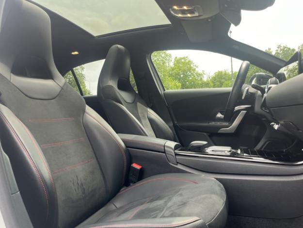 MERCEDES-BENZ Classe A 200 d AMG Line  